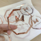 Kustom Tahan Air Transparan Hot Stamping Label Gold Foil Sticker Roll