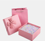 Karton Pink Magnetic Closure Gift Packing Box Untuk Kemasan Pakaian Desain Clamshell